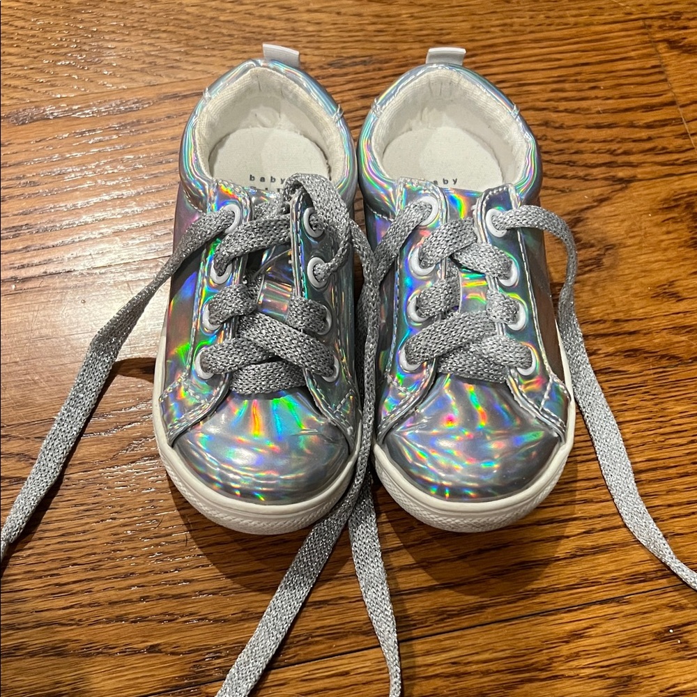 GAP Iridescent Silver Holographic Kids Sneakers